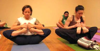 Namaskar Kanda Pidasana, Navel Pressure Pose